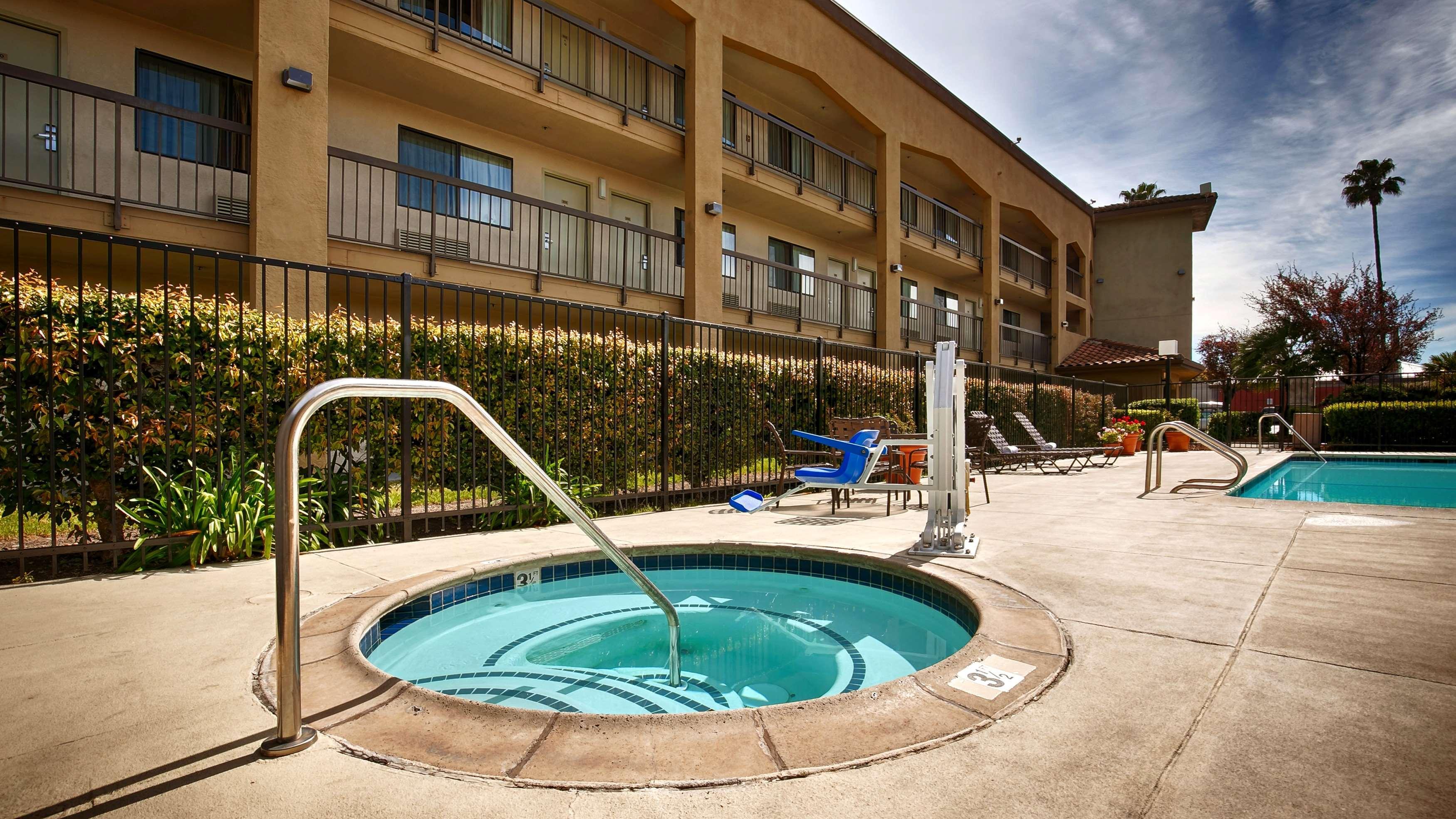 Best Western Plus Pleasanton Inn Exterior foto